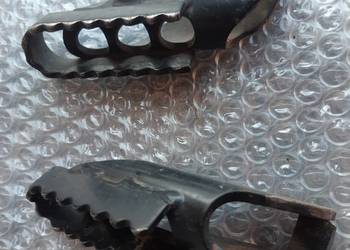 BMW F650 GS, BMW F650 GS Dakar, podnóżki kierowcy prawy i lewy, stan bdb ,