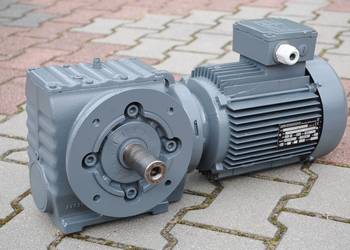 Motoreduktor kątowy 2.2kw. 41obr./min., firmy SEW