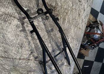 DERBI SENDA 50 stelaż rama zadupek Tył Ogon Uchwyt Mocowanie M129 DERBI SENDA 50 stelaż rama zadupek Tył Ogon Uchwyt Mocowanie M129