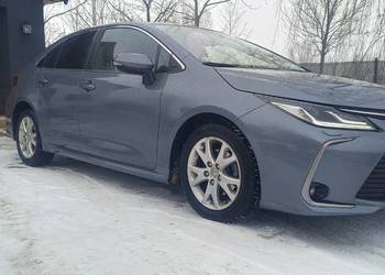 Toyota corolla 1.6 jak nowa 33tys full led comfort tech style