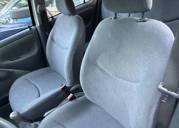 Siedzenie Kanapa Komplet  + Boczki Toyota Yaris I 99-05