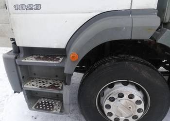 STOPNIE SCHODKI PODWÓJNE MERCEDES ATEGO AXOR 1823