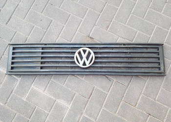 VW LT 1975-1995 ATRAPA ZNACZEK GRILL PRZEDNI 281853653E