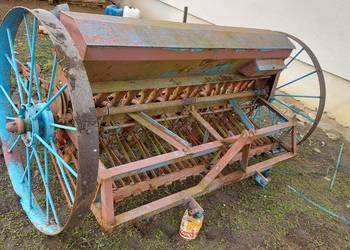 Siewnik konny do Ursus C-330