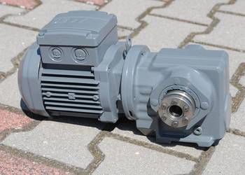 Motoreduktor kątowy 0.25kw. 13obr/min. SEW