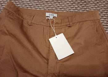 Spodnie chinos COS