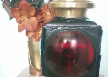 Stara lampa kolejowa na nafte z lat 20 tych