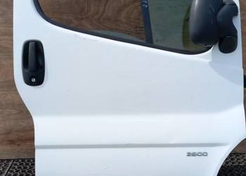 TRAFIC II VIVARO A LIFT LAMPA PRZÓD PRAWA 474