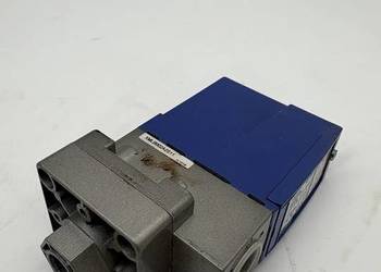 Telemecanique XMLB002A2S11 Presostat  2,5Bar