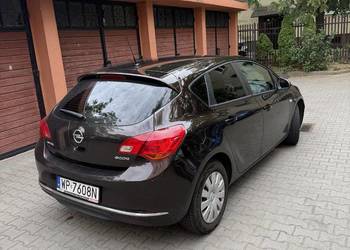 Opel astra 2015 1,4 turbo z gazem