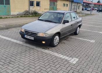 Astra 1,8 90 km B+G Automat super autko na dojazdy i nie tylko