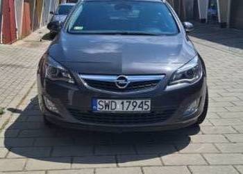 Opel Astra J Kombi 1.4 Turbo 140km