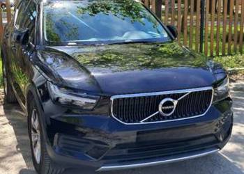 VOLVO XC40 Momentum Pro D3 AWD