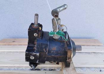 Silnik jazdy Rexroth {A6VM115EP}