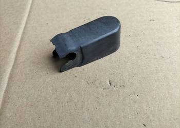 FORD MONDEO MK2 OSŁONA ZAŚLEPKA PRZÓD ŚRUBY RAMION WYCIERACZKI PRZEDNIEJ