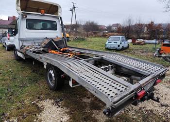 Najazd zabudowa autolaweta