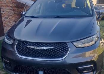 Pacifica Limited AWD