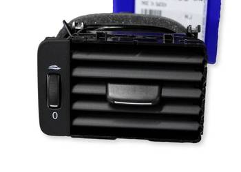 VOLVO S80 V70 XC70 lewa kratka nawiewu w desce rozdzielczej OE 30755183