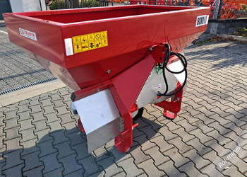 600 kg STRUMYK TYTAN Rozsiewacz do nawozów Transport