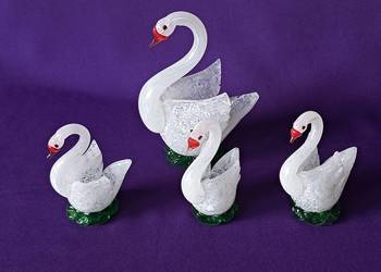 Łabędzie szklane rodzina Vintage PRL / Czechosłowacja – 4 sztuki