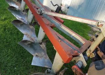 Pług podorywkowy 5 skibowy