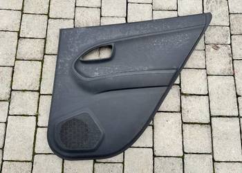 Kia Picanto II Boczek Tapicerka Drzwi Prawa Tył 83320-1y010