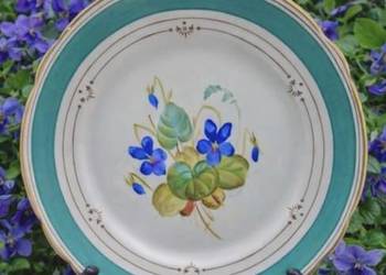 Śliczny talerz z bordiurą w kolorze Tiffany Blue 
oraz malowanym złotym wzo