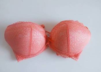 biustonosz push-up 80C