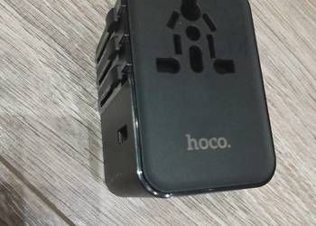 Uniwersalny adapter podróżny z portami USB Hoco AC32