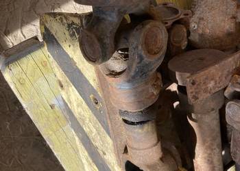 UAZ gaz wał napędowy przód tył wałek