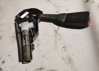 Napinacz pasa prawy BMW e38 e39