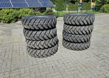 Komplet kół do koparki z oponami Kumho 10.00-20