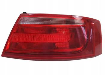 LAMPA PRAWA TYLNIA TYLNA Audi A5 8T 8T0945096 prawy tył pasażera