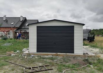 Garaż Blaszany 4x6 dwuspadkowy dach profil montaż gratis producent 7x7 4x7