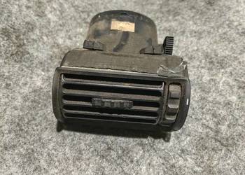 Kratka nawiewu lewa BMW e32