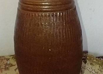 Wazonik ceramiczny z epoki mid-century modern, z okresu PRL.