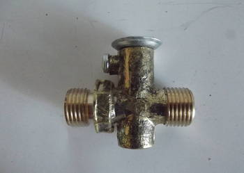 Kranik paliwa URSUS C 330/ C 360