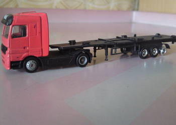 Mercedes Actros z naczepa *75