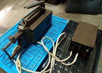 Przenośna Zgrzewarka do blach 1KW 220V 1A