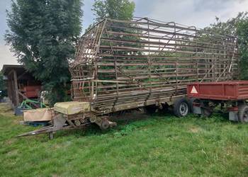 Przyczepa samozbierająca na tandemie T050/2