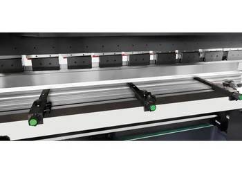 Prasa krawę hydrauliczna CORMAK CNC ULTIMATE 4+1 320×3100 DA-53TX SERVO