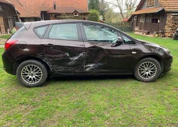 Opel Astra j 1.2015 1.4 benzyna turbo 120km- uszkodzona jezdna