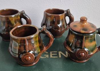 Komplet 4 ceramicznych kubeczków PRL