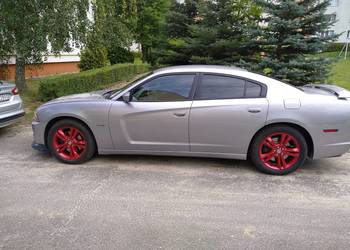 Dodge Charger AWD 5.7