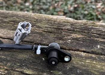 Czujnik ABS Toyota Rav 4 przód 1994-1999