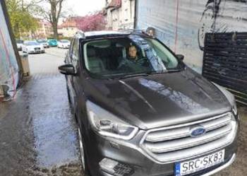 Ford Kuga Titanum Automat Bogata wersja, niski przebieg 71 tyś km Ford Kuga Titanum Automat Bogata wersja, niski przebieg 71 tyś km