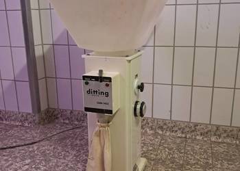 Młyn do mielenia zboża, młyn do mąki GMA 1403