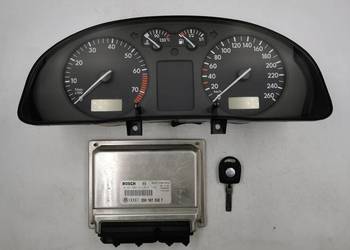 Sterownik Silnika VW Passat B5 1.8 ADR 8D0907558F 0261204613 ZESTAW
