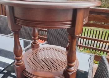 Drewniany stolik kawowy