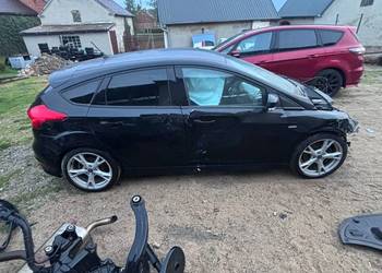 Ford focus mk3 lift hatchback STline sync 3